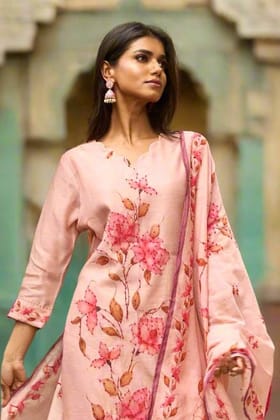 Nayab Naksh-e-Nazuk Aseema Blush Pink Kurta Set with Dupatta-S / Pink Red / Pink