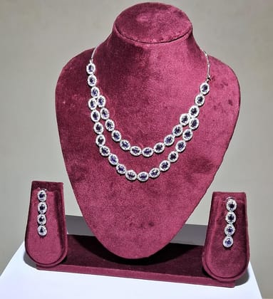 NECKLACE AD