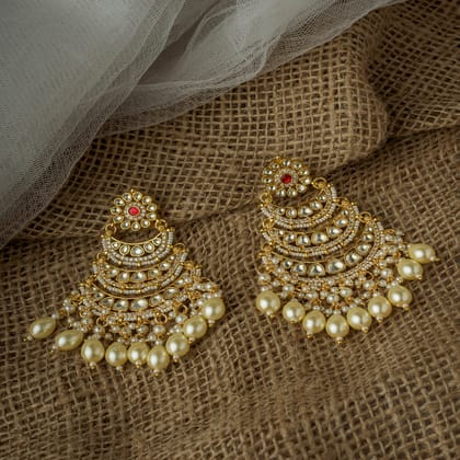 Vivinia By Vidhi Mehra Gold Plated Womens Kundan, Polki Pair of Earrings - VE1060