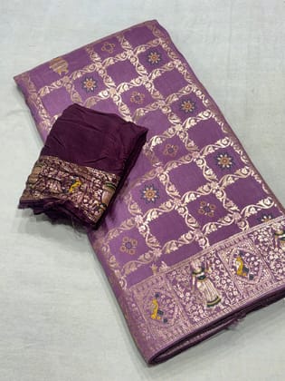 Pure Banarasi handloom georgette Weaving beautiful saree