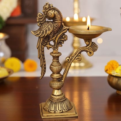 Brass Showpiece Peacock Deepak, Oil Lamp  - Decorative Oil Lamp for Festival Lighting, Height : 7.5 Inch (BSMAS1798 D)