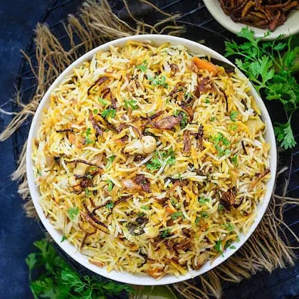 Veg Biryani [8 Person]