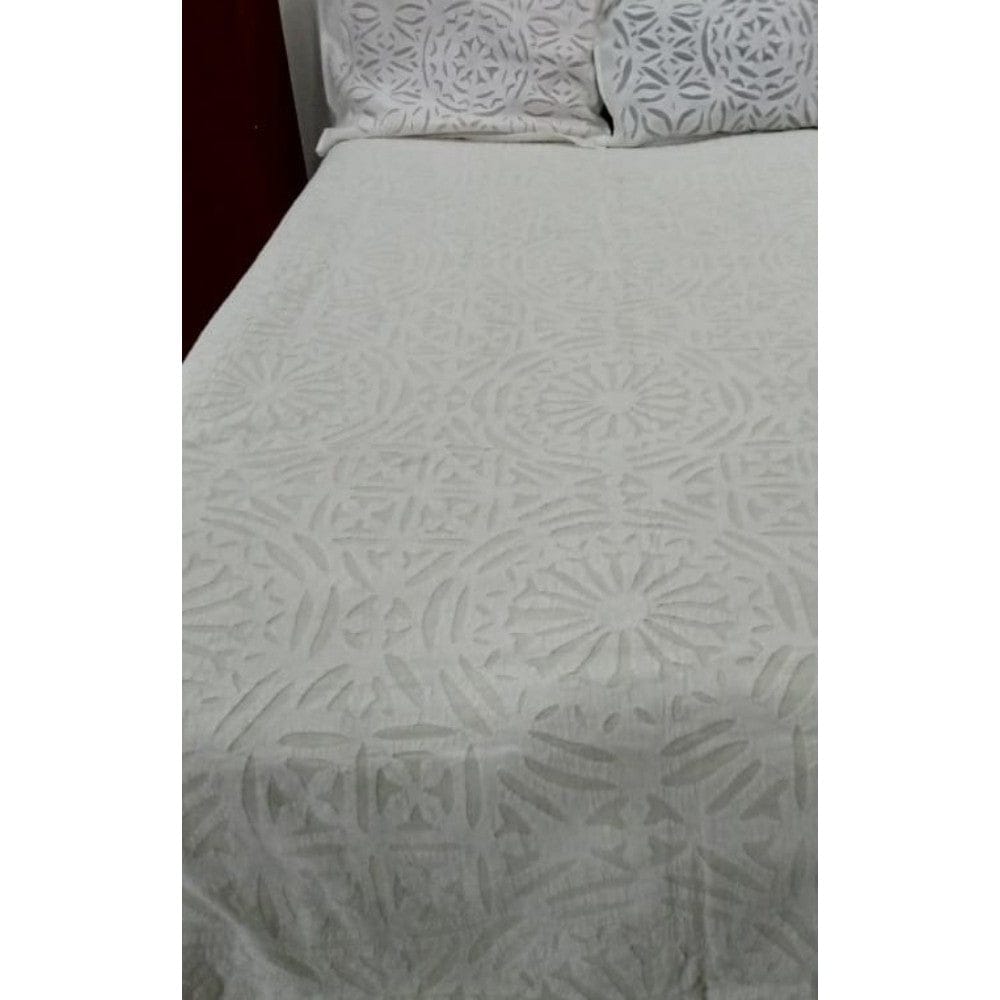 Handcrafted White Charming Applique King Size Bed Cover