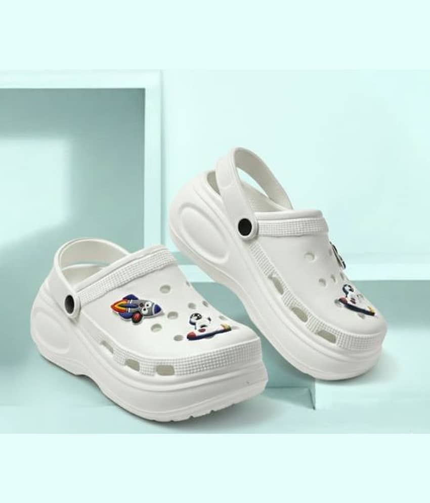 ZOOMBIE White Women's Slide Flip Flop