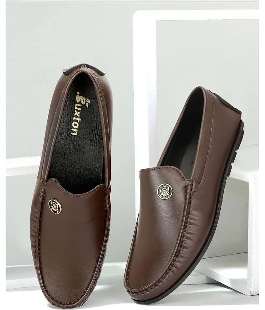 Buxton Brown Men's Formal