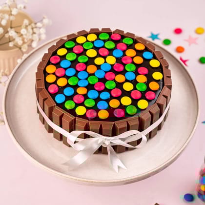 Kit Kat Cake Half Kg