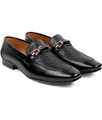 YUVRATO BAXI Black Loafers