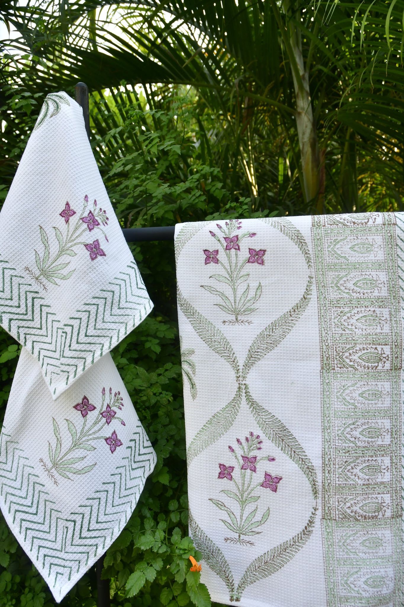 Mughal Jaal Hand Towel : Premium Cotton