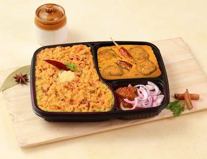Toor Dal Khichdi & Kadhi Thali
