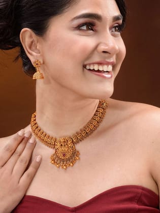 Gold plated Goddess Lakshmi Filigree Temple Jewellry Set