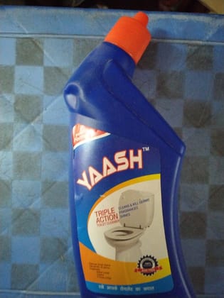 Yaash Triple cleans & kill germs Toilet cleaner 