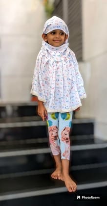 Shiv Textiles Kids Pure Cotton Summer Scarf Music Note Print Design Soft Breathable Neck Wrap Headscarf for Girls Lightweight Sun Protection Stole Daily Wear Accessory