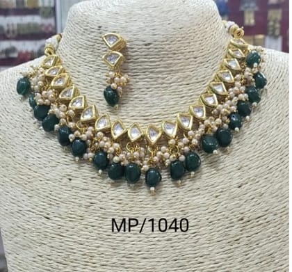 Kundan necklace
