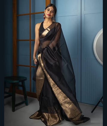 Samah Organza Dyed Saree With Unstitched Blouse Piece ( Pink )