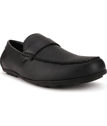 Bata Black Men's Outdoor Shoes