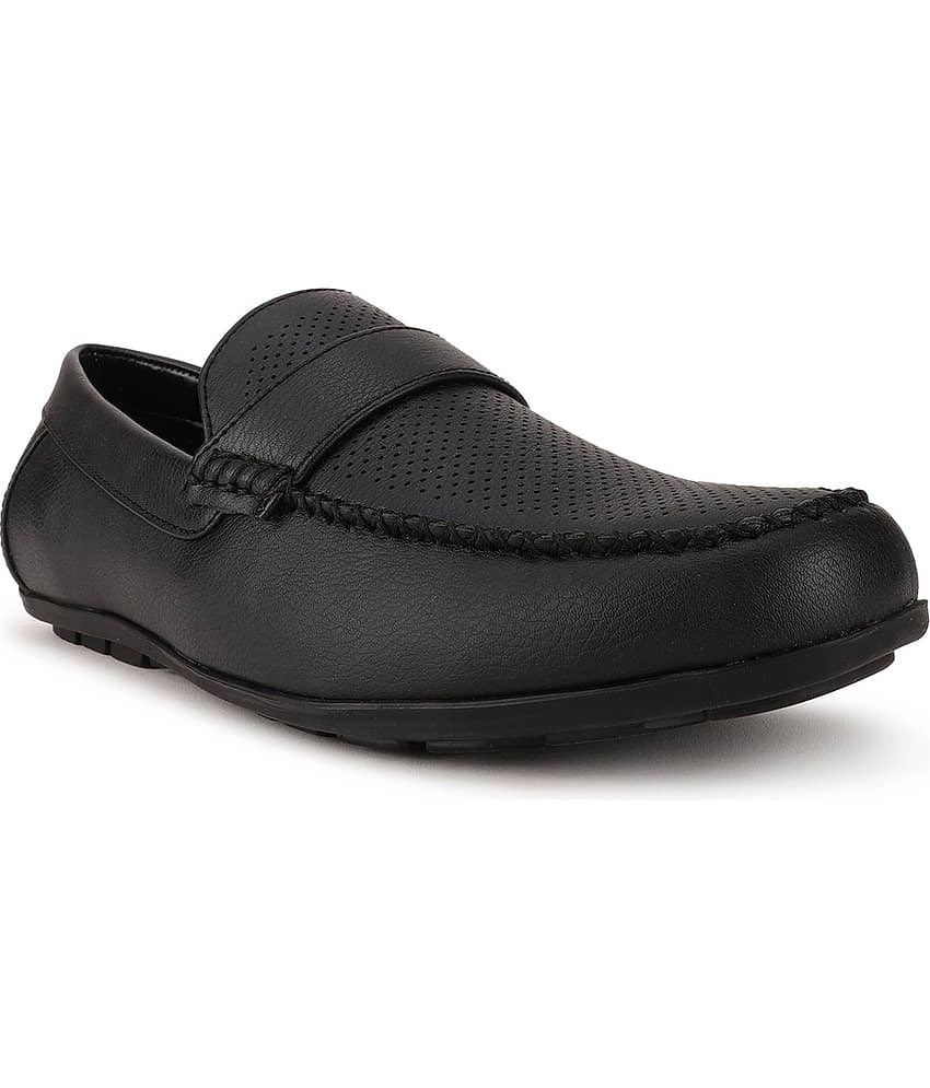 Bata Black Men's Outdoor Shoes