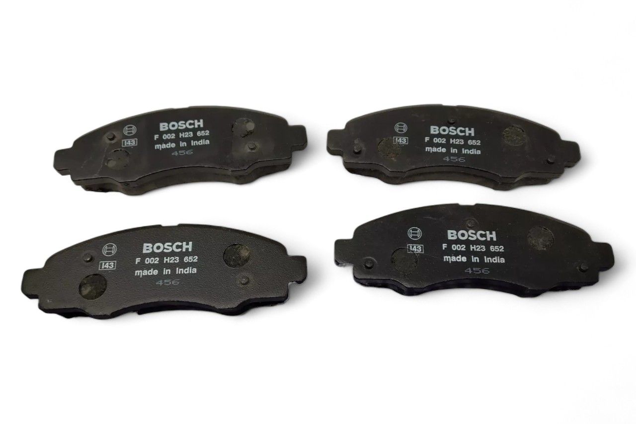 Bosch Front Brake Pad Set AV585120