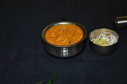 Soya Chaap Makhani