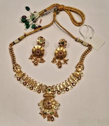 NECKLACE RAJ