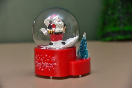 Christmas Snow Globe Musical Light Tabletop Xmas decorations Christmas Snow Globe Musical Light Tabletop Xmas decorations