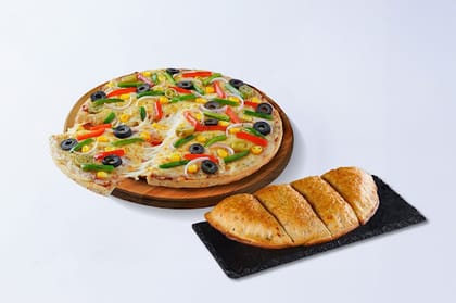 Garden Fresh Veggie Pizza + Cheesy Garlic Bread