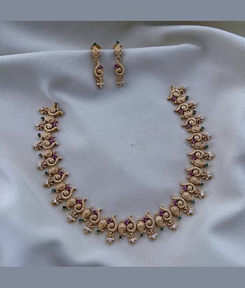 ROFARWORD Gold Brass Necklace Set ( Pack of 1 )