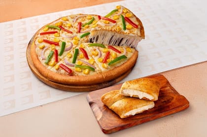 Garden Fresh Veggie Pizza + Cheesy Garlic Bread