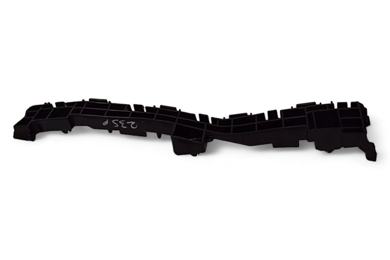 Maruti Suzuki Rear Bumper Side Holder - LH 71832M62S00