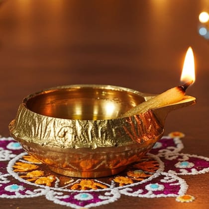 Brass Table Decor Oil Lamp Kuber Deepak  - Wealth Attracting Oil Lamp for Temple, Height : 0.9 Inch (ZMAS140 A)