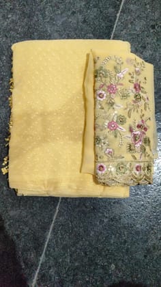 Elegant Georgeet Saree in Vibrant Colors Elegant Georgeet Saree in Vibrant Colors