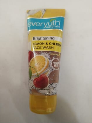 Everyuth Naturals Brightening Lemon & cherry Face wash Fights tan Everyuth Naturals Brightening Lemon & cherry Face wash Fights tan