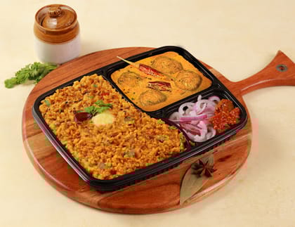 Moong Dal Khichdi & Kadhi Thali