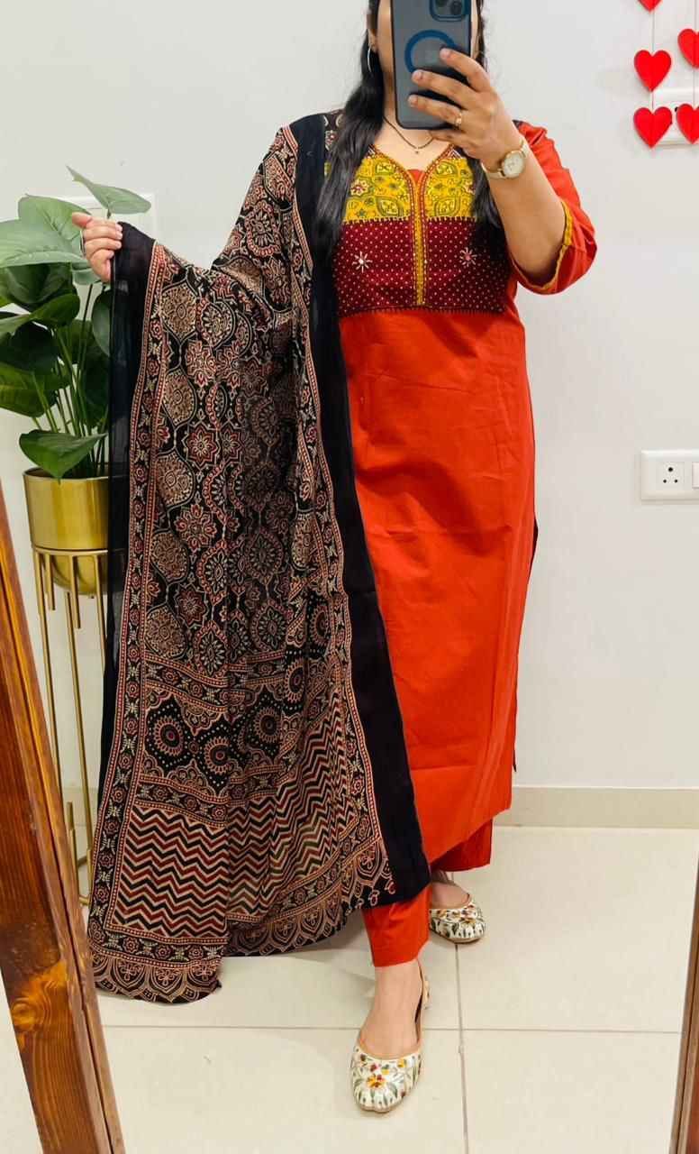Cotton Print Hand Work Suit