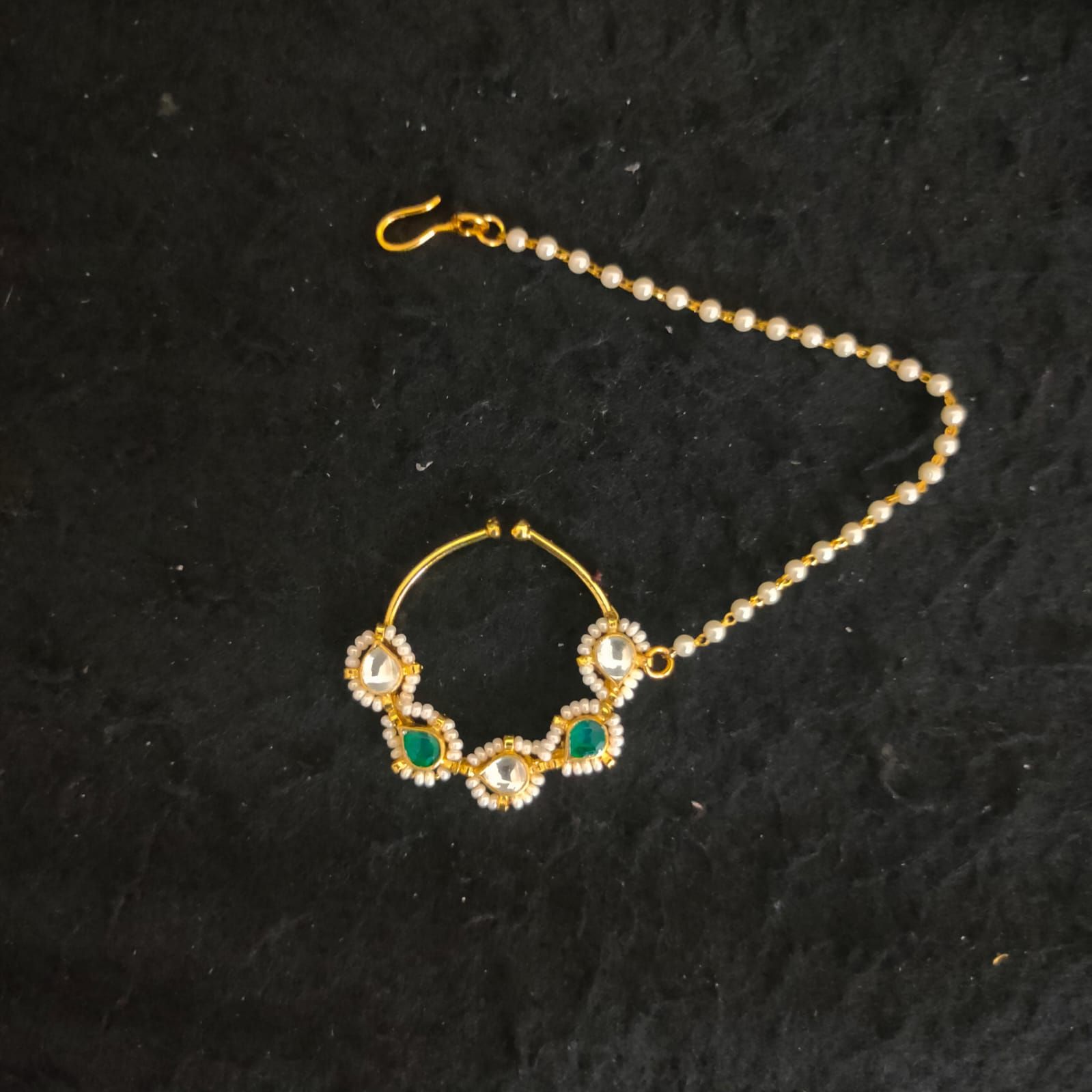 ZEVAR I Bridal Pachi Kundan Studded Nath/Nathni/Nose Ring With Chain