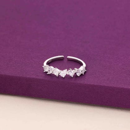 Gleam Line Silver Minimal Ring-White Stone / Silver / 7