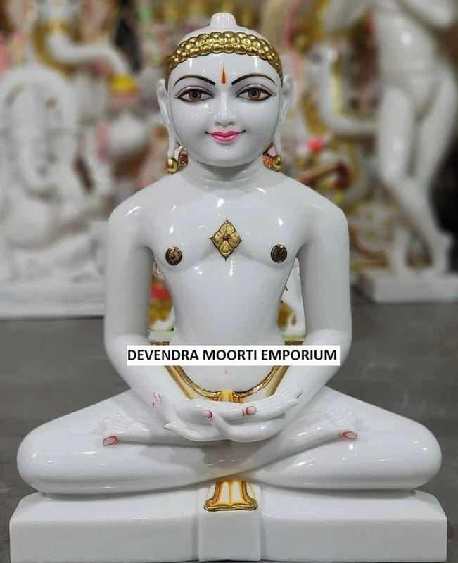 Jain Mahaveer Swami Statue, Home