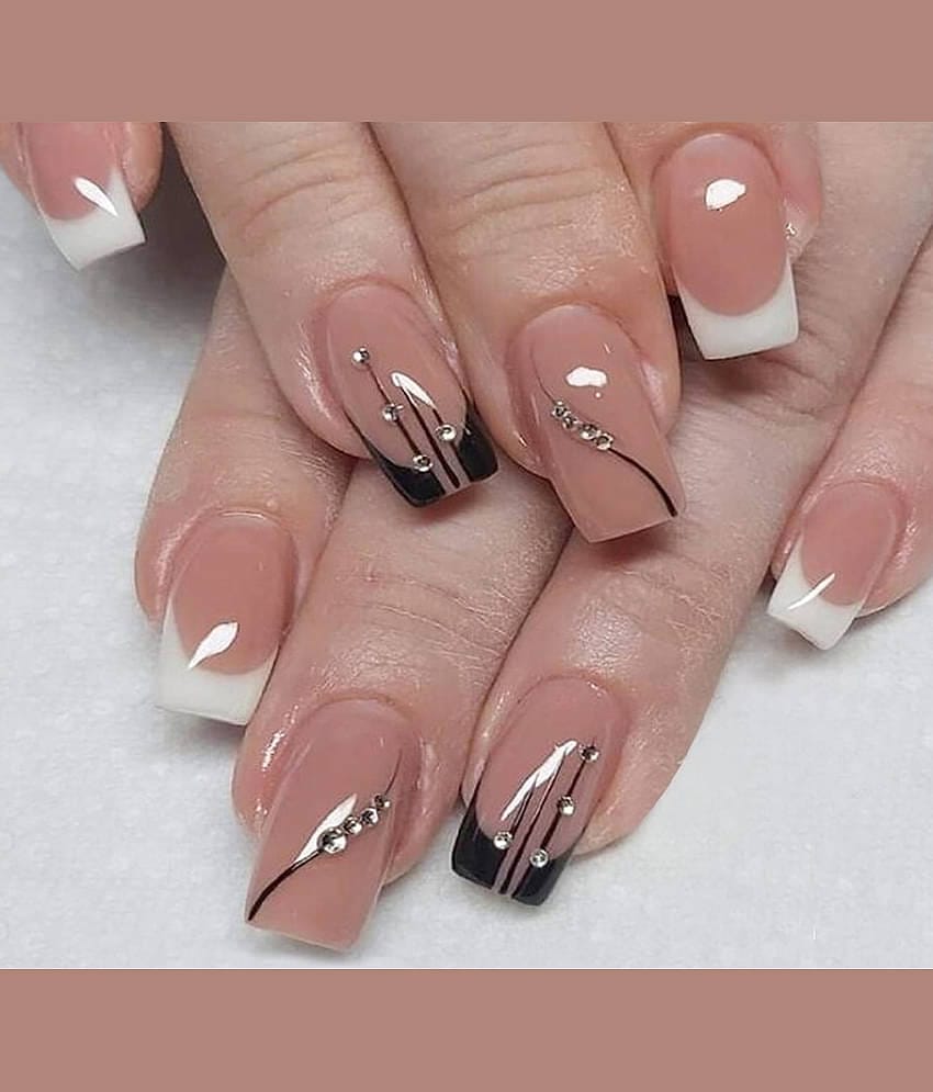 The Canvas Arts Press-Ons Finger Nails 24 no.s