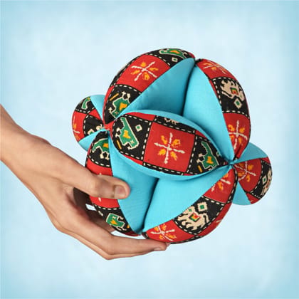 Toy Antiqua Clutch + Puzzle Ball – Blue Premium Handcrafted Toy