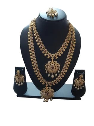 Exquisite 1g Gold Jewellery Set An Enchanting Adornment