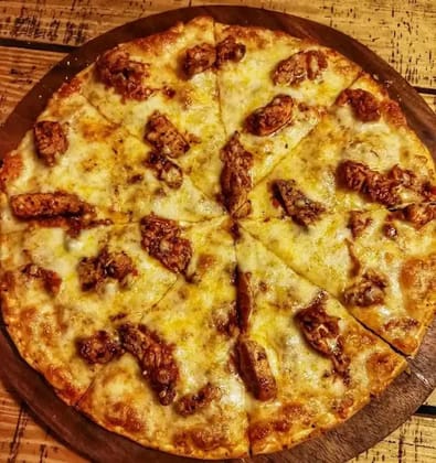 Chicken Schezwan Pizza [8 Inches]