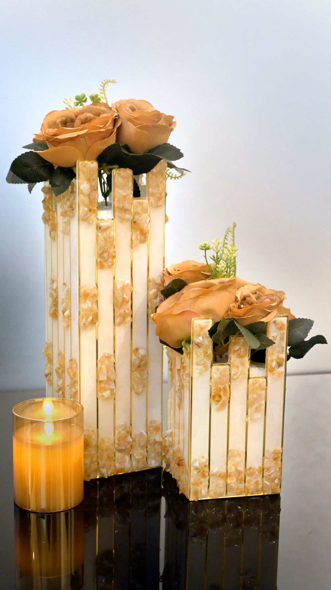 High-Low Stones Golden: Long Vase