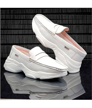 YUVRATO BAXI Outdoor White Casual Shoes