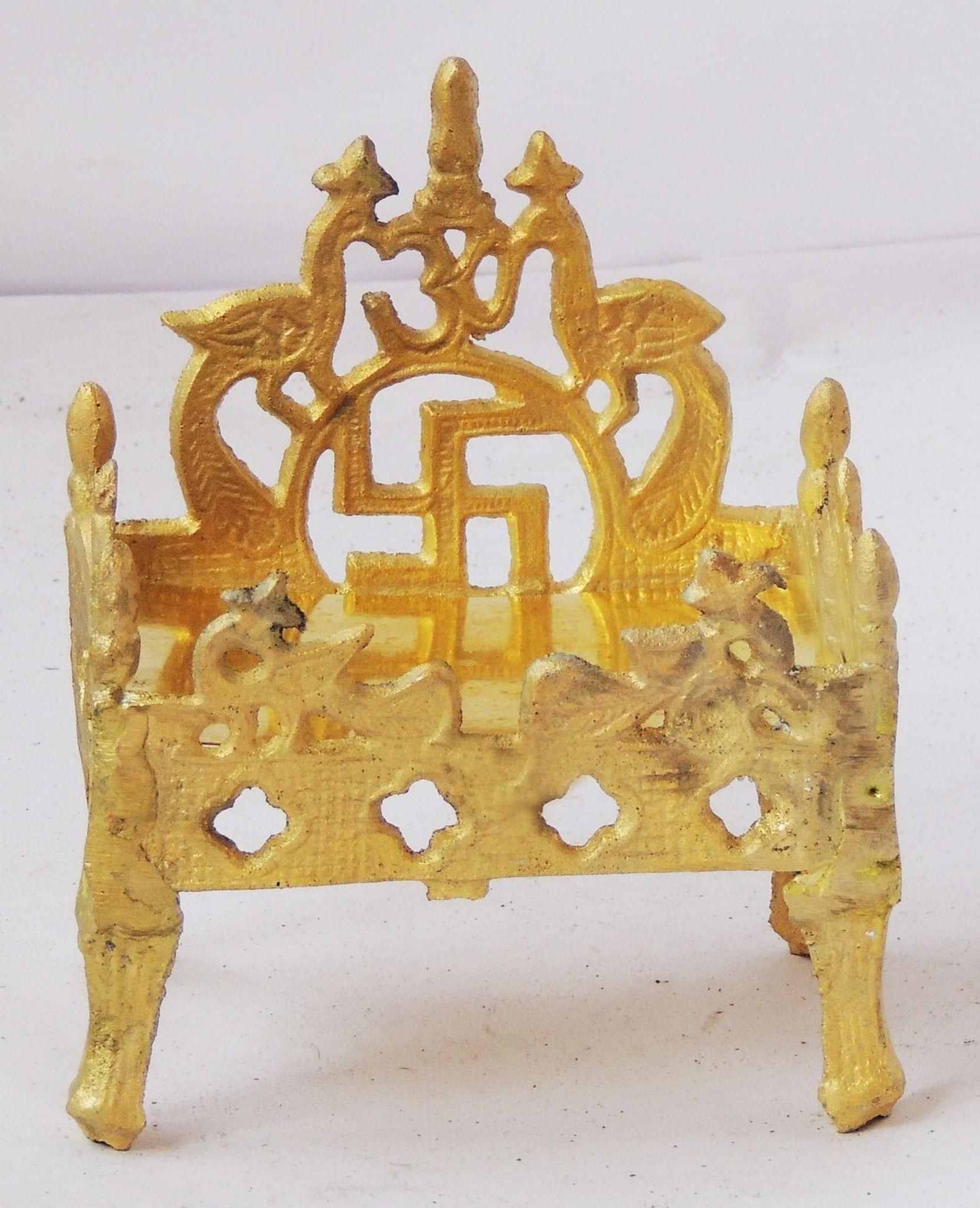 Brass Shingasan Dhalai For God Idol  - 4.5*3*5.4 inch (Z324 B)