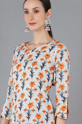 Women Cotton Trendy Festive Wear Off White Printed Kurti VCK1473