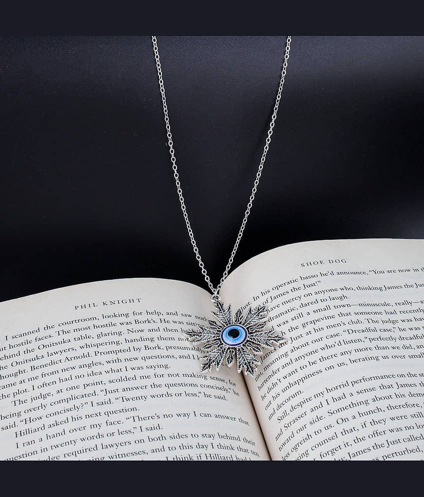 Thrillz Trendy Unique Design Evil Eye Pendant For Women Silver Plated Chain Necklace Pendant For Girls Women Men Boys Anniversary Gift Fashion Jewellery