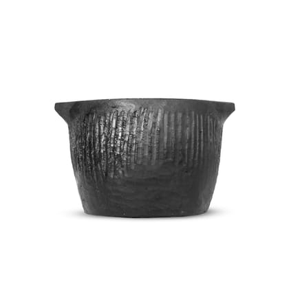 Seasoned Soapstone Cook pots - Completely Handcrafted-1.5 ltr