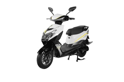 ZELIO GRACYi Electric Scooter |60V/32AH Lead Acid Battery | Runs Approx. 55-60 km on Single Charge | Non RTO | Single Disc Brake | Charging TIME 7-8 Hrs| Alloy Wheel | (White/Black)