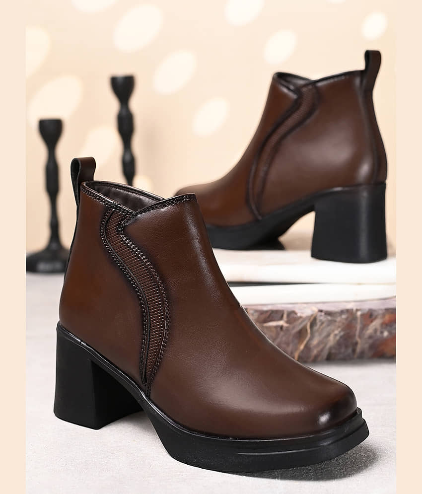 Fentacia Brown Women's Ankle Length Boots
