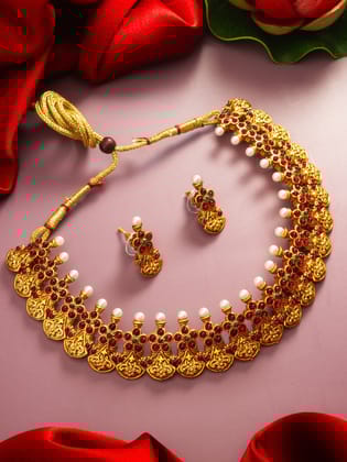 Morison Refined Gold Necklace Set with Earrings Shine with Timeless Beauty Morison Refined Gold Necklace Set with Earrings Shine with Timeless Beauty