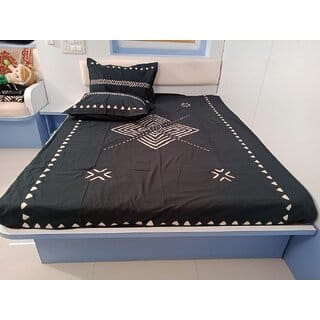 Applique Bed Sheet